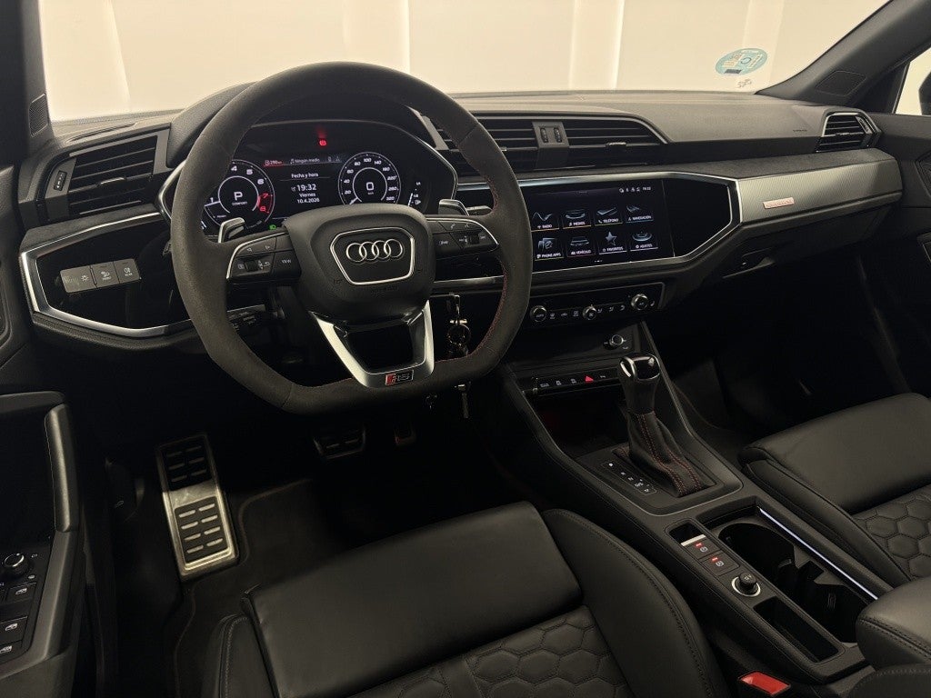 Audi Q3 RS 2.5 TFSI quattro S tronic
