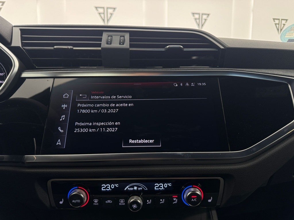 Audi Q3 RS 2.5 TFSI quattro S tronic