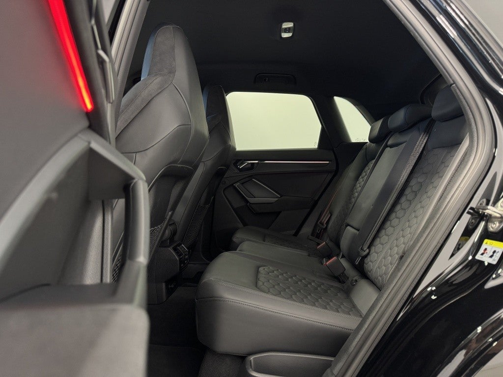 Audi Q3 RS 2.5 TFSI quattro S tronic