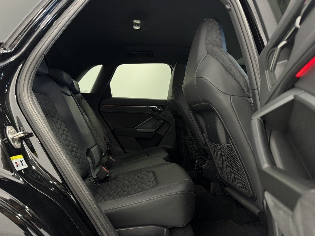 Audi Q3 RS 2.5 TFSI quattro S tronic