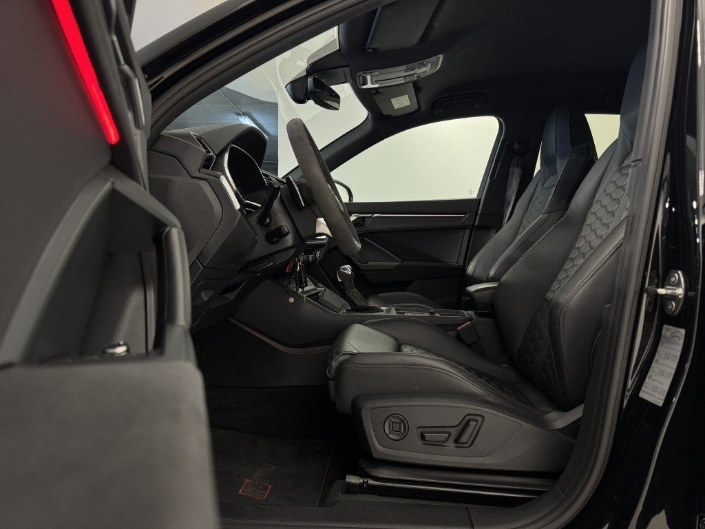 Audi Q3 RS 2.5 TFSI quattro S tronic