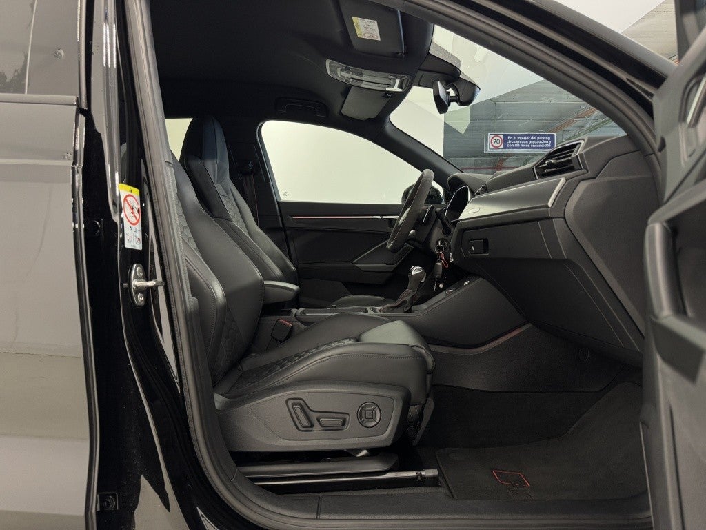 Audi Q3 RS 2.5 TFSI quattro S tronic