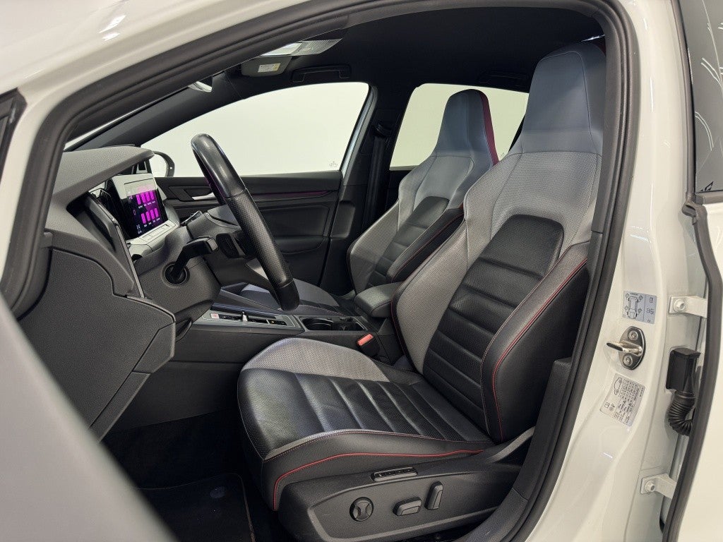 Volkswagen Golf 2.0 TSI GTI DSG 180kW