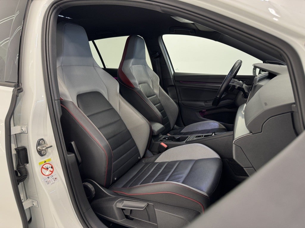 Volkswagen Golf 2.0 TSI GTI DSG 180kW