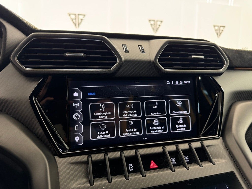 Lamborghini Urus Performante