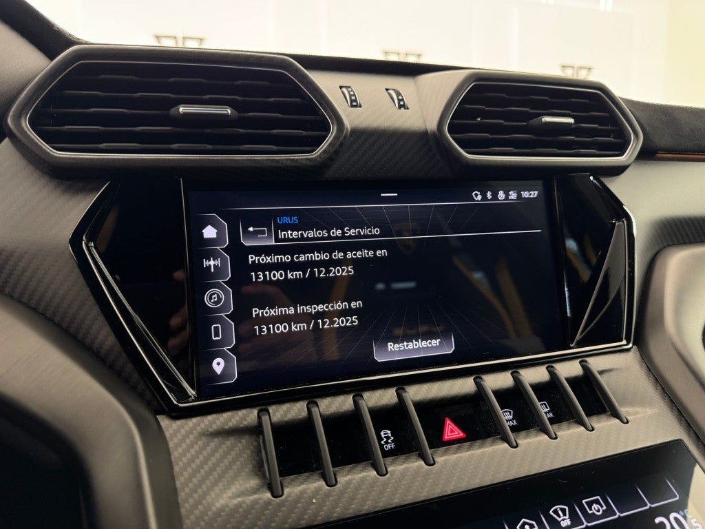 Lamborghini Urus Performante