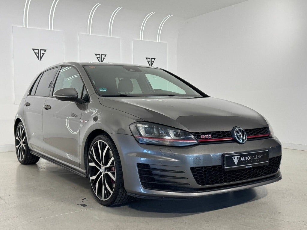 Volkswagen Golf 2.0 TSI GTI Performance 230