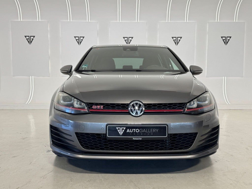 Volkswagen Golf 2.0 TSI GTI Performance 230