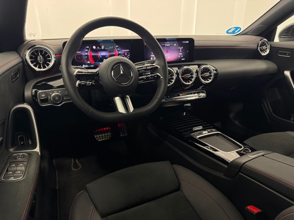 Mercedes-Benz Clase CLA 250e 8G-DCT