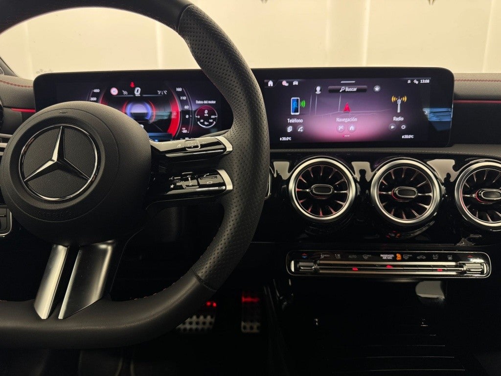 Mercedes-Benz Clase CLA 250e 8G-DCT