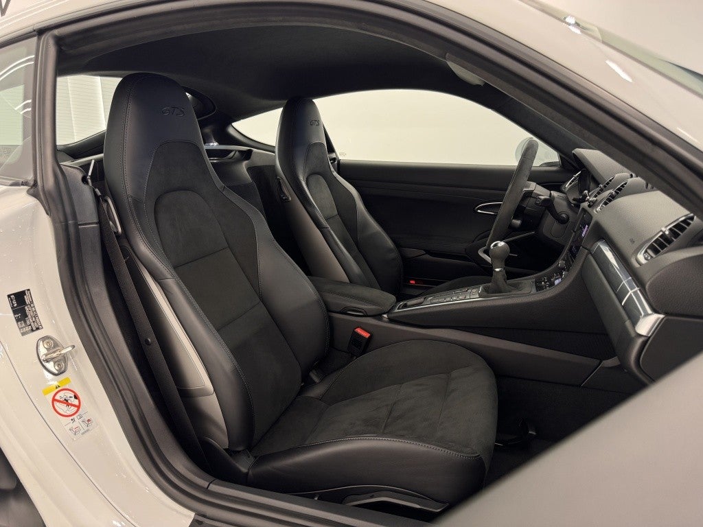 Porsche Cayman GTS 4.0