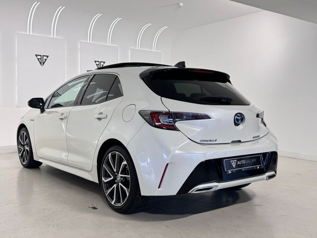 Toyota Corolla 180H Advance Luxury