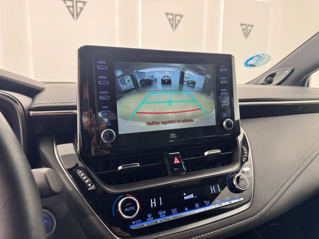 Toyota Corolla 180H Advance Luxury