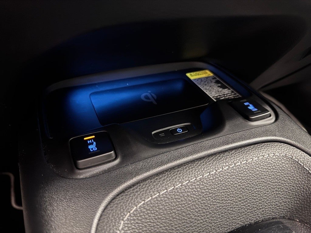 Toyota Corolla 180H Advance Luxury