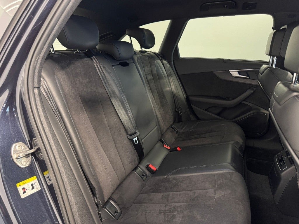 Audi A4 Avant 2.0TDI S line ed. quattro S-T 140kW