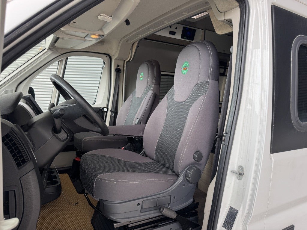 Peugeot Boxer Furgón 2.2HDI 333 L2H2 110