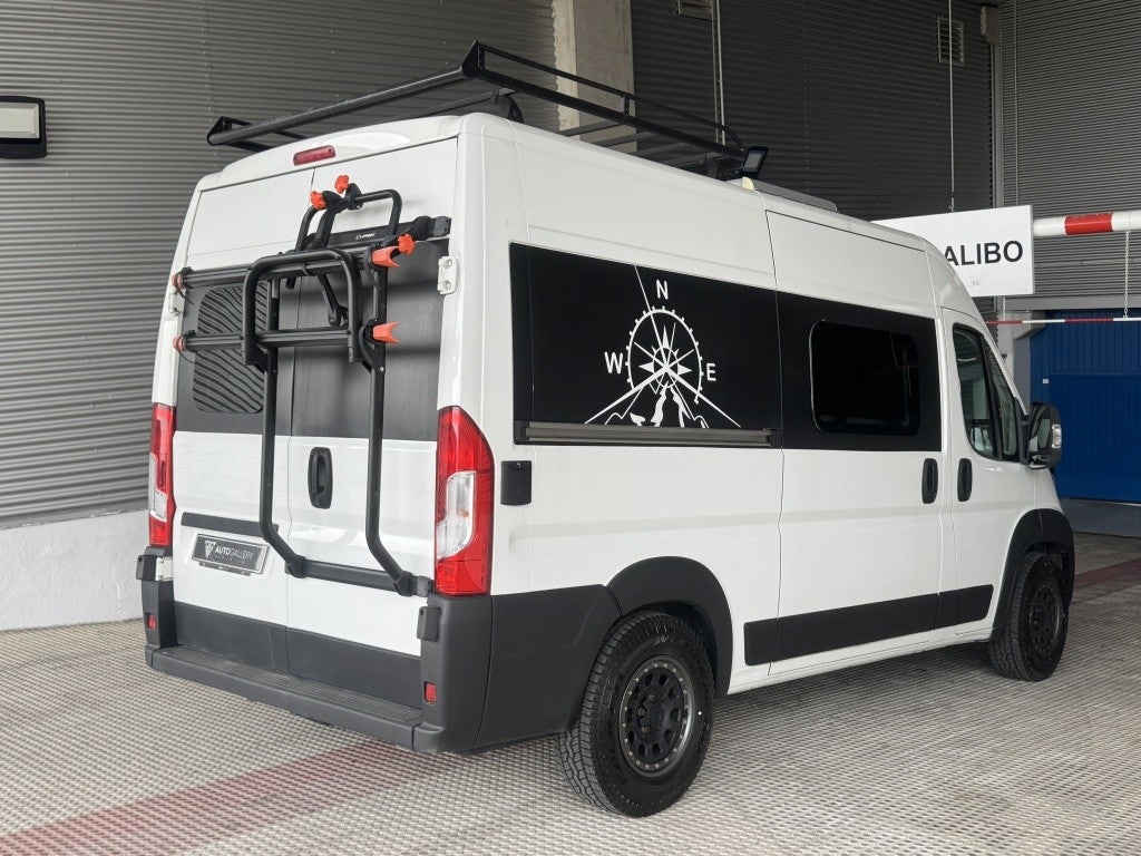 Peugeot Boxer Furgón 2.2HDI 333 L2H2 110