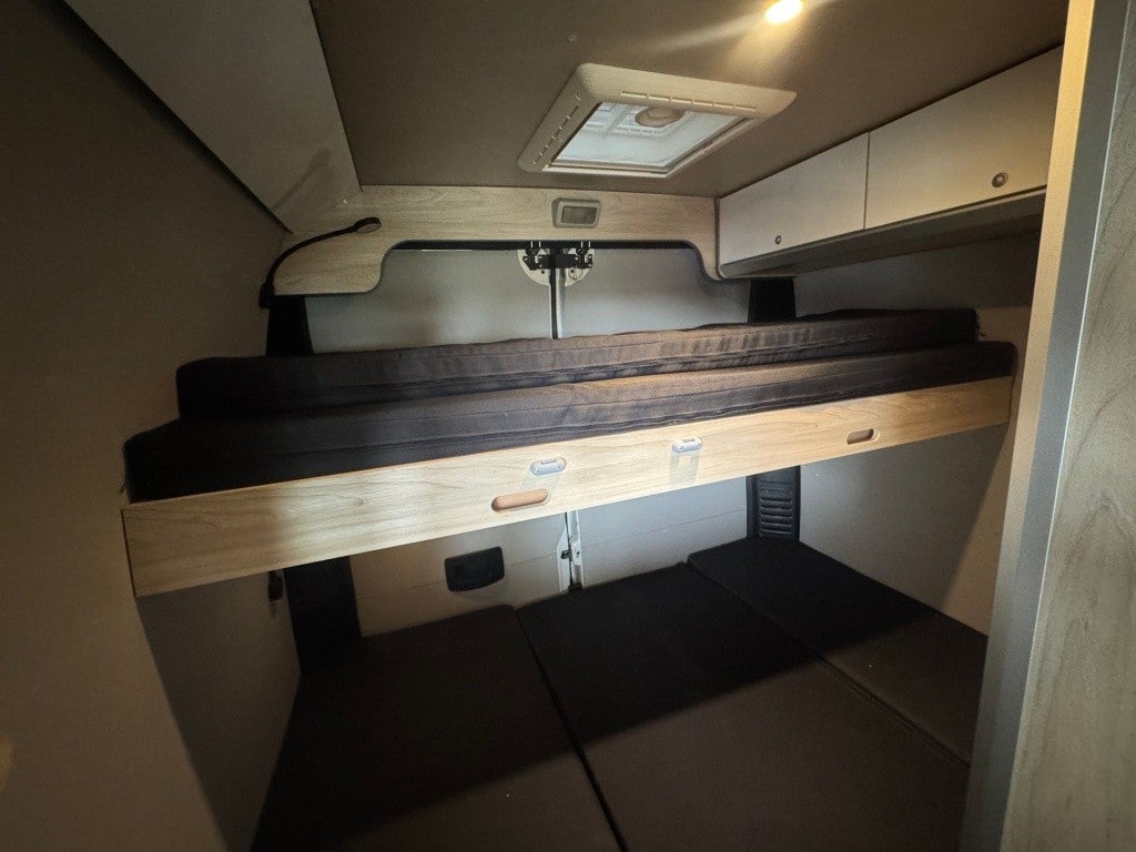 Peugeot Boxer Furgón 2.2HDI 333 L2H2 110