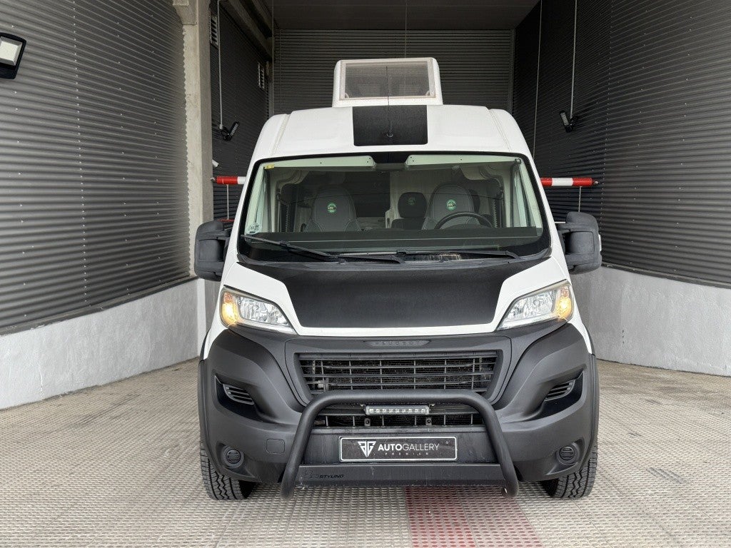 Peugeot Boxer Furgón 2.2HDI 333 L2H2 110