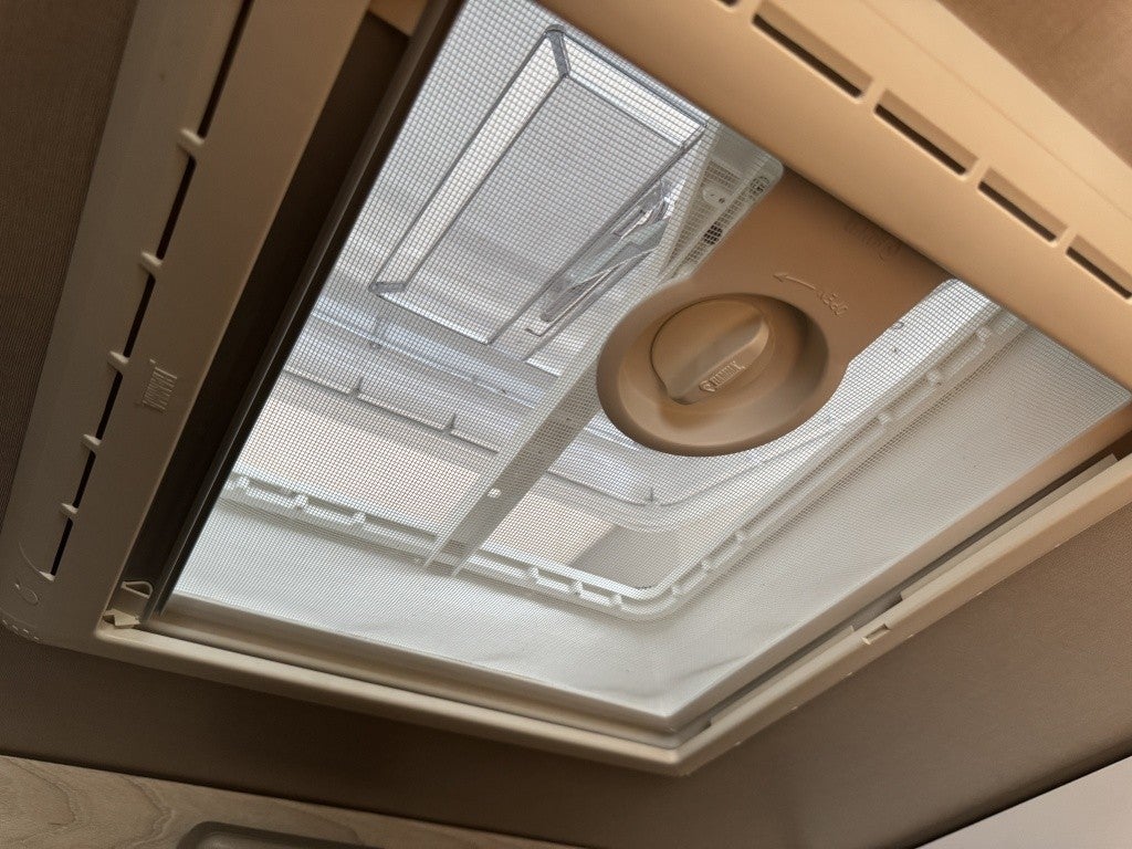 Peugeot Boxer Furgón 2.2HDI 333 L2H2 110