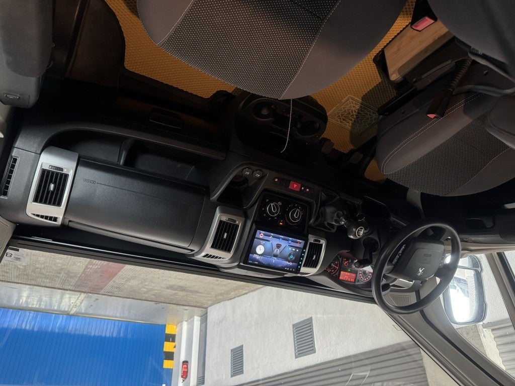 Peugeot Boxer Furgón 2.2HDI 333 L2H2 110