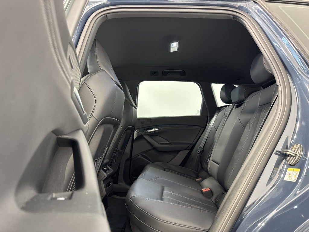 Audi Q6 e-tron quattro S line 285kW 100KWh