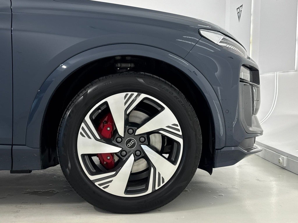 Audi Q6 e-tron quattro S line 285kW 100KWh
