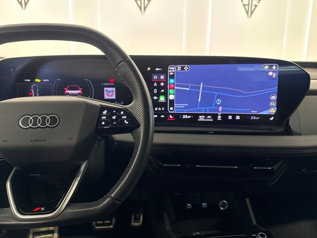 Audi Q6 e-tron quattro S line 285kW 100KWh