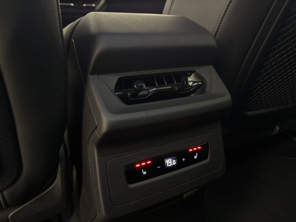 Audi Q6 e-tron quattro S line 285kW 100KWh