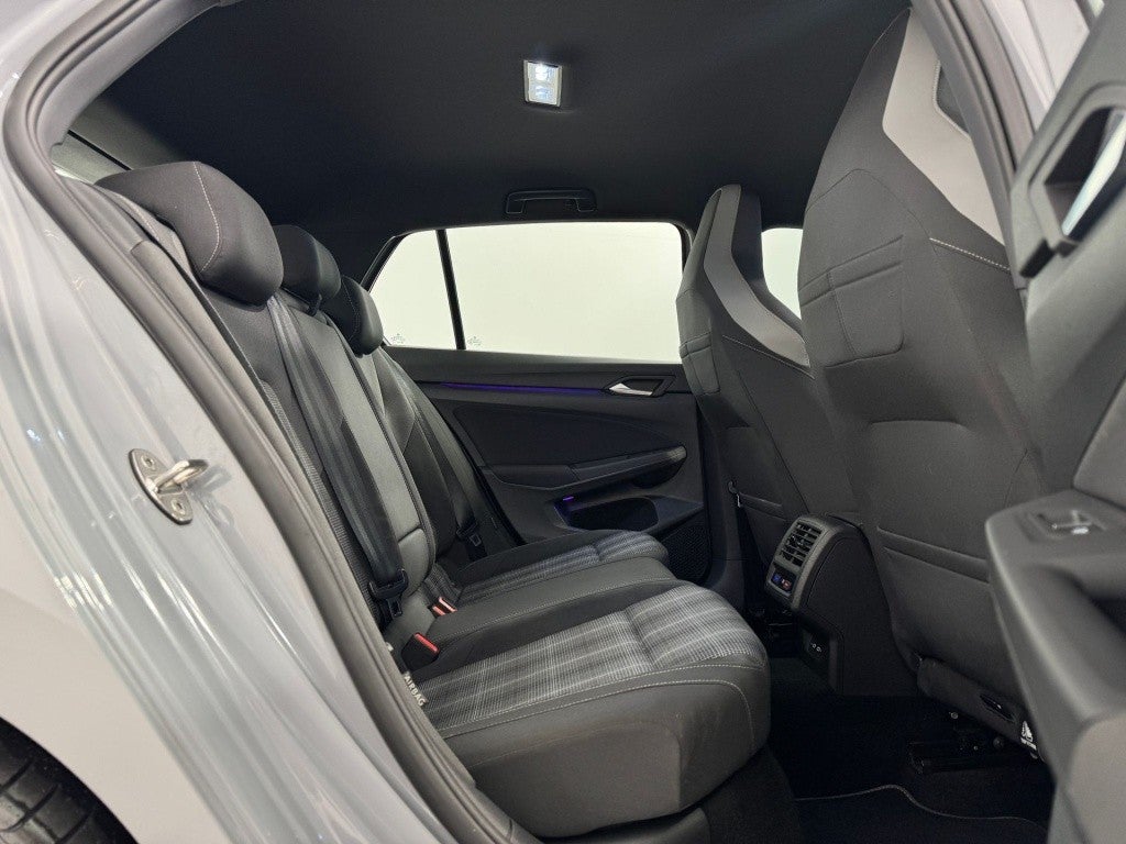 Volkswagen Golf GTD 2.0 TDI DSG 7