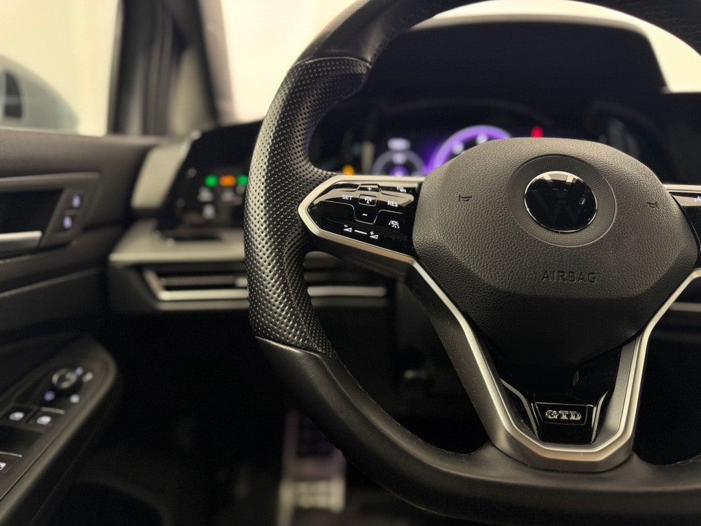 Volkswagen Golf GTD 2.0 TDI DSG 7