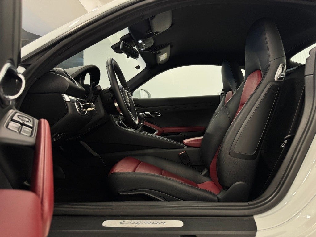 Porsche Cayman