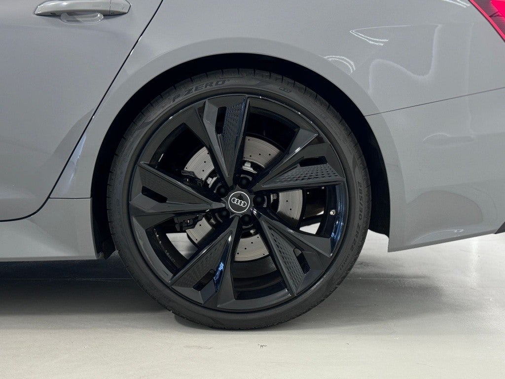 Audi A6 RS6 Avant TFSI quattro Tiptronic 441kW