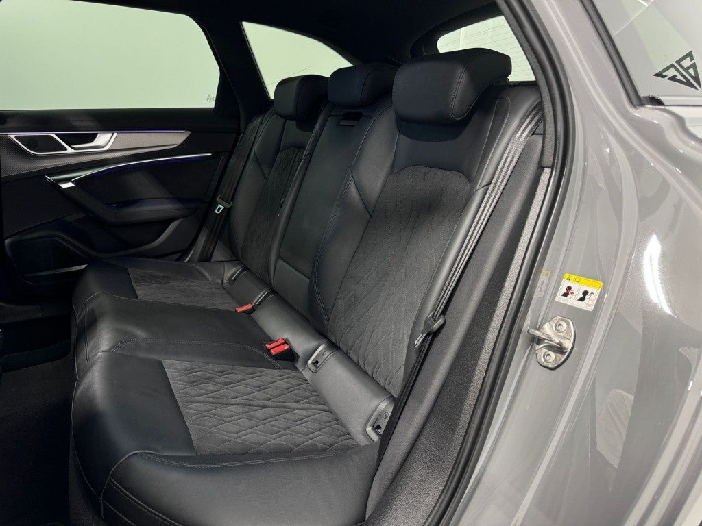 Audi A6 RS6 Avant TFSI quattro Tiptronic 441kW