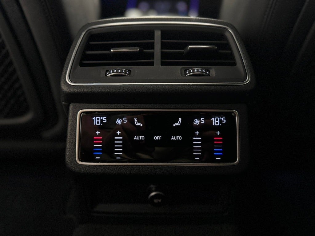 Audi A6 RS6 Avant TFSI quattro Tiptronic 441kW