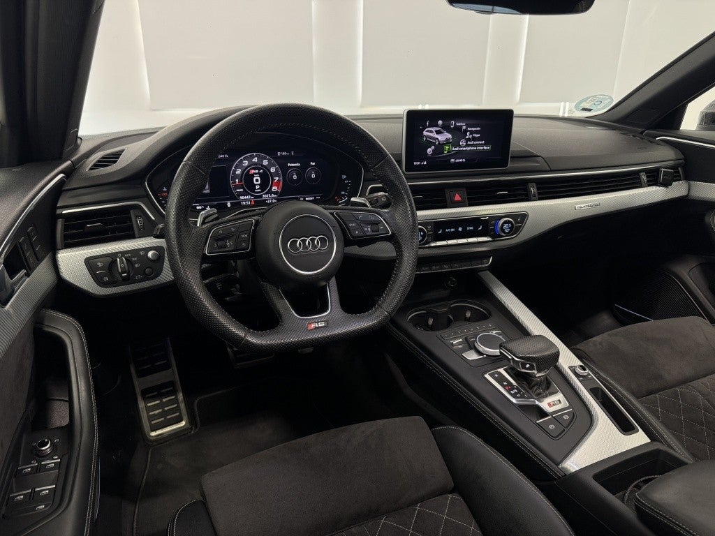 Audi A4 RS4 Avant 2.9 TFSI quattro tiptronic