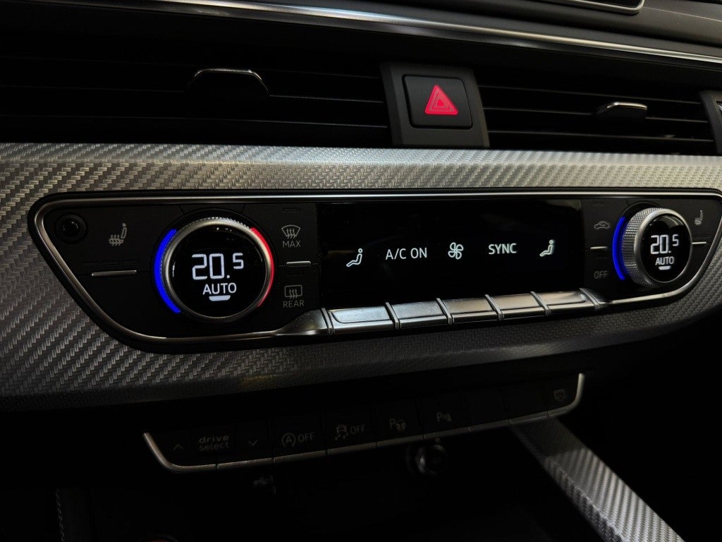 Audi A4 RS4 Avant 2.9 TFSI quattro tiptronic