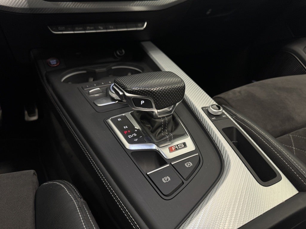 Audi A4 RS4 Avant 2.9 TFSI quattro tiptronic