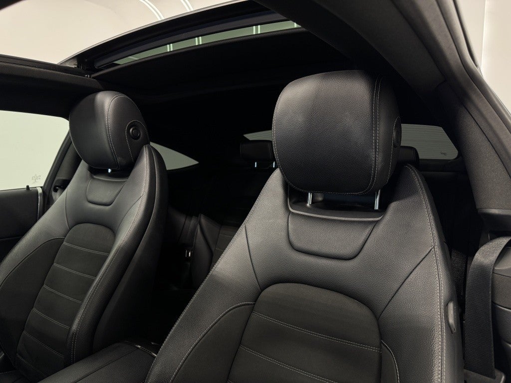 Mercedes-Benz Clase C Coupé 300 9G-Tronic