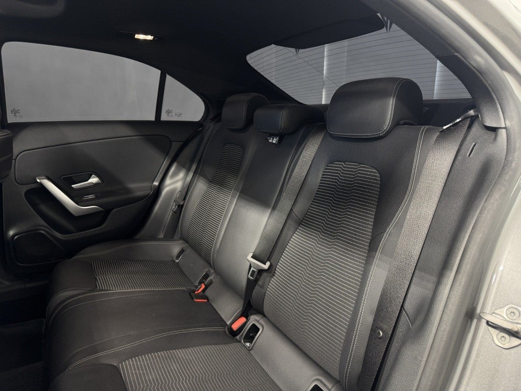 Mercedes-Benz Clase A 220 Sedán 4Matic 7G-DCT