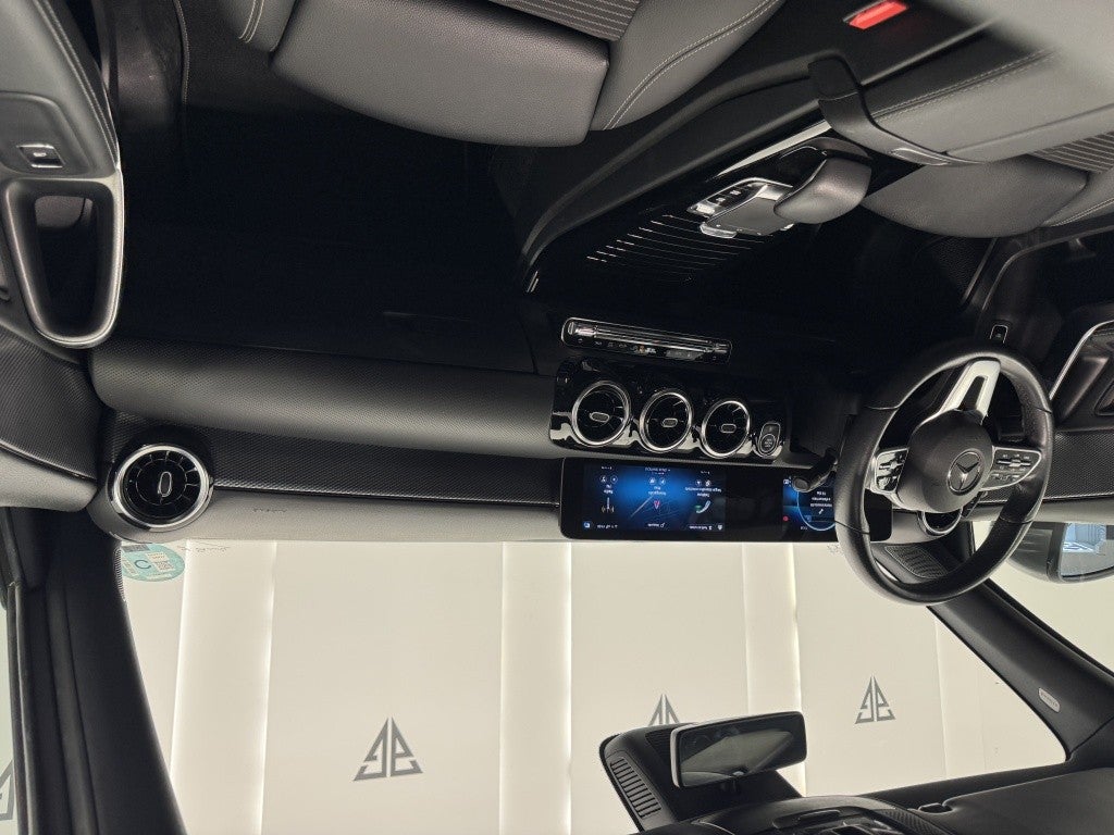 Mercedes-Benz Clase A 220 Sedán 4Matic 7G-DCT