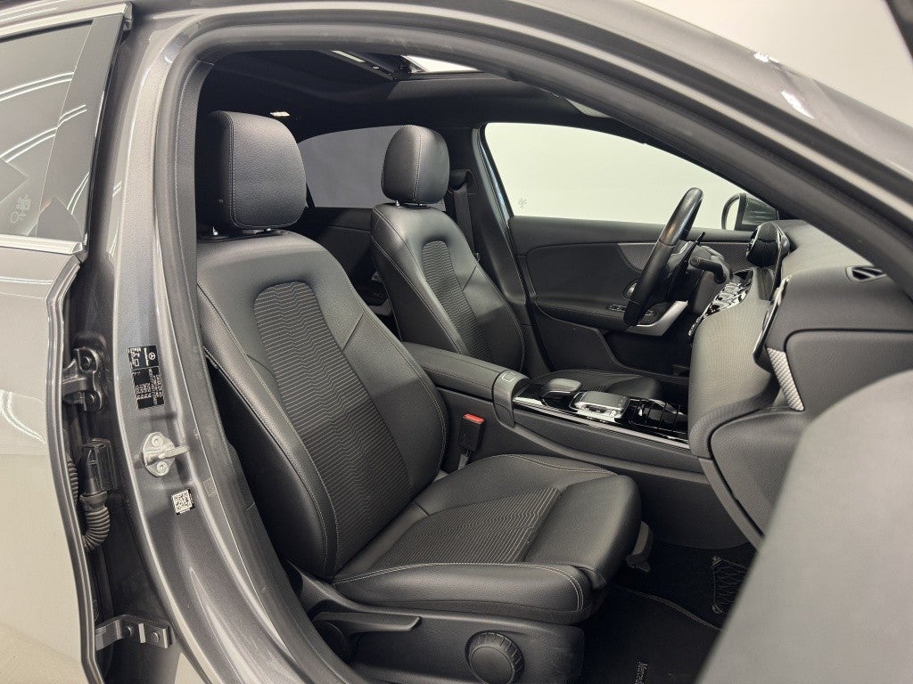 Mercedes-Benz Clase A 220 Sedán 4Matic 7G-DCT