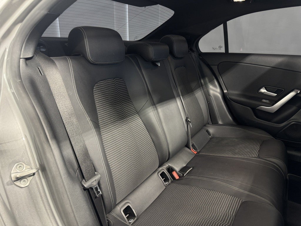 Mercedes-Benz Clase A 220 Sedán 4Matic 7G-DCT
