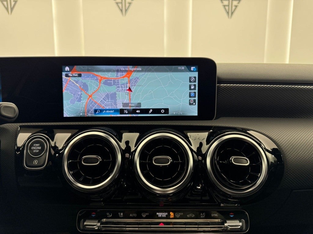 Mercedes-Benz Clase A 220 Sedán 4Matic 7G-DCT