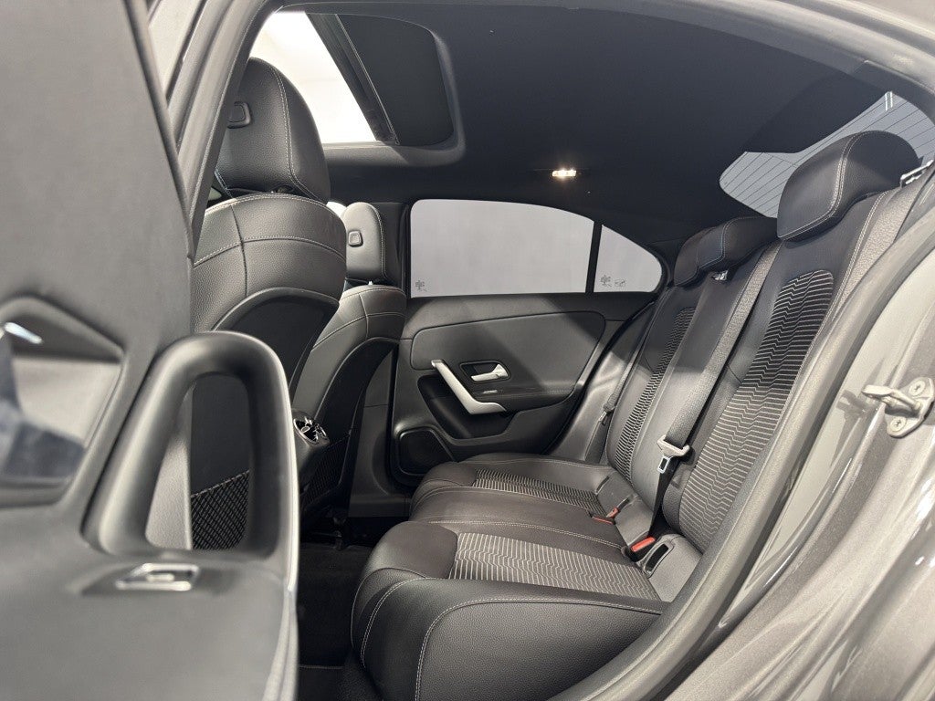Mercedes-Benz Clase A 220 Sedán 4Matic 7G-DCT