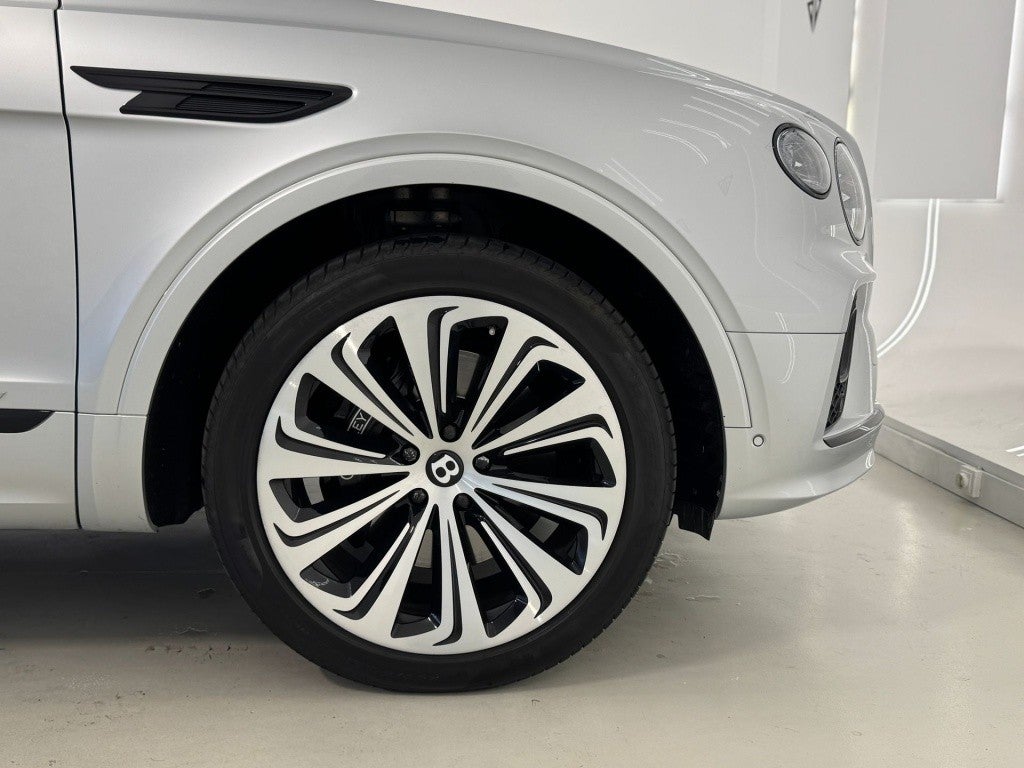 Bentley Bentayga Hybrid