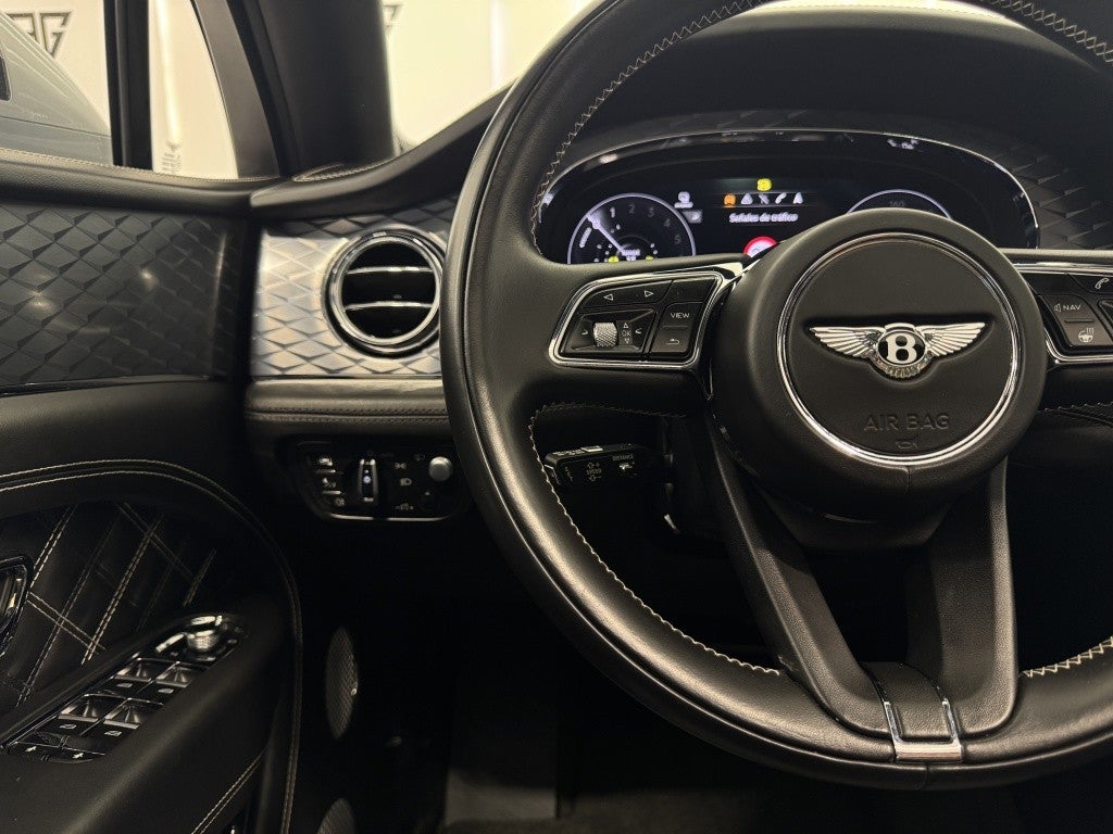 Bentley Bentayga Hybrid