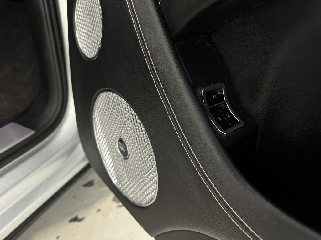 Bentley Bentayga Hybrid