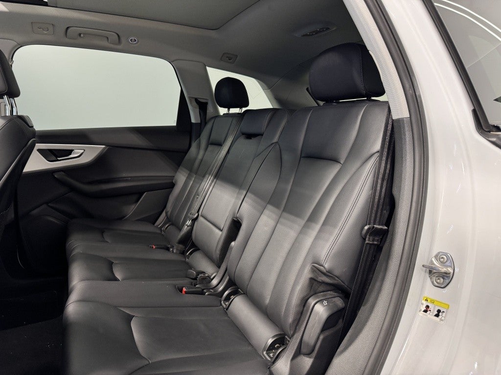 Audi Q7 55 TFSIe S line quattro tiptronic
