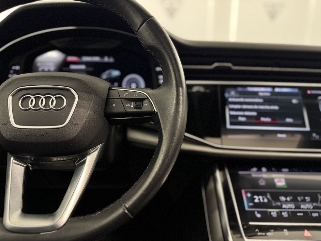 Audi Q7 55 TFSIe S line quattro tiptronic